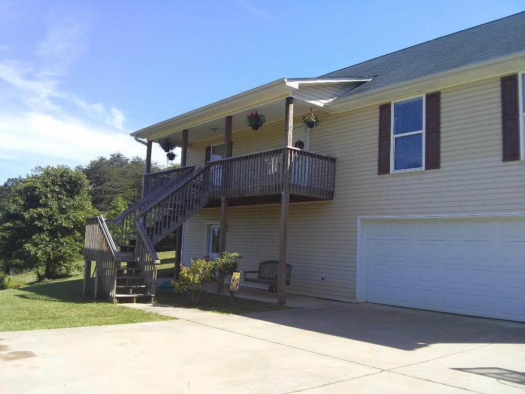 5240 Cantrell Road, Dawsonville, GA 30534 — most recent listing photo