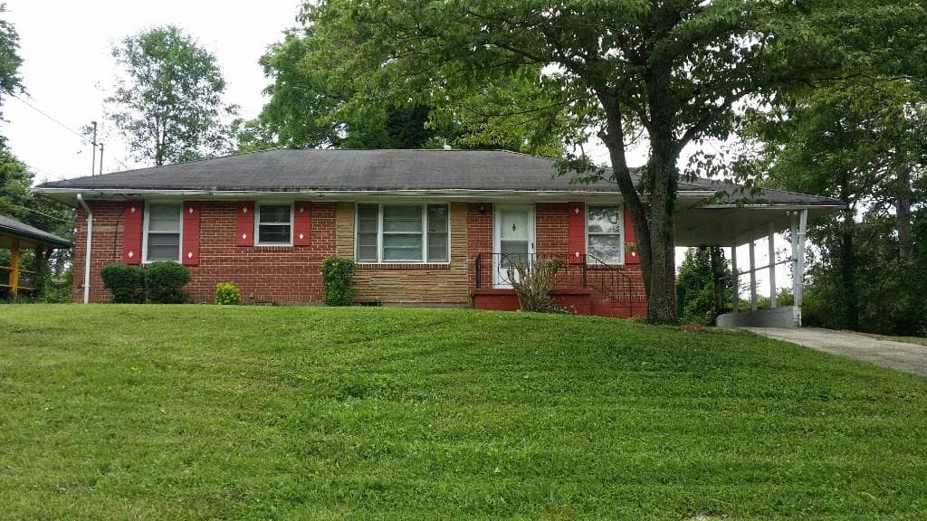 3201 Sandusky Drive, Decatur, GA 30032 — most recent listing photo