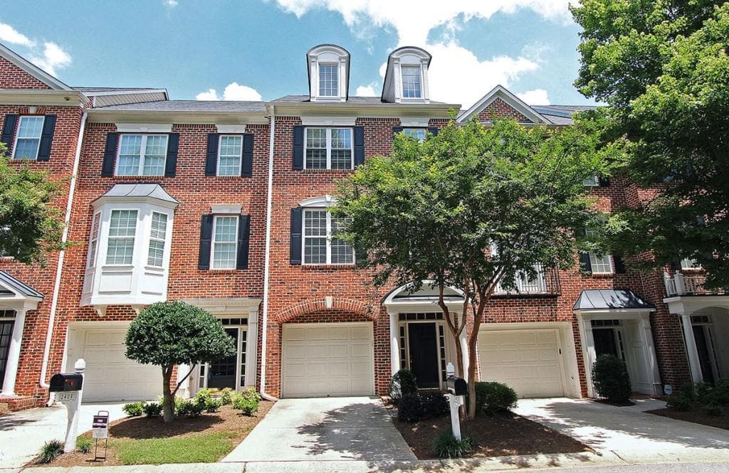 2406 Waters Edge Trail 2406, Roswell, GA 30075 — most recent listing photo