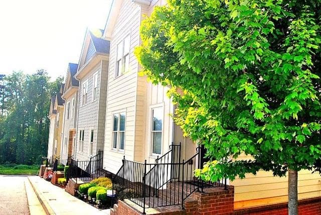3 bedroom townhouse sold at 3055 Olde Towne Parkway 3055, Duluth, GA 30097