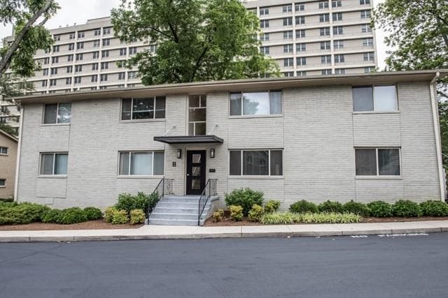 2 bedroom, 960 sq ft condominium sold at 449 CLAIREMONT Avenue B2, Decatur, GA 30030