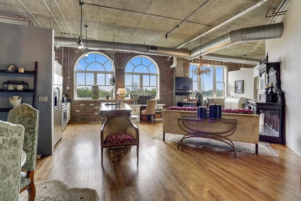 2 bedroom, 1,533 sq ft condominium sold at 3180 Mathieson Drive 807, Atlanta, GA 30305