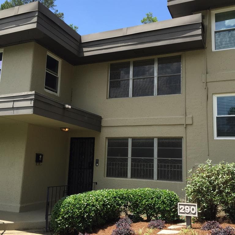 290 Lakemoore Drive B, Atlanta, GA 30342 — most recent listing photo