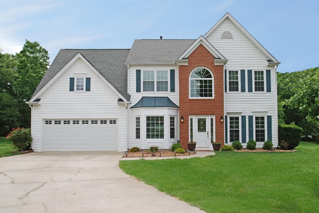 7335 Valance Lane, Cumming, GA 30040 — most recent listing photo