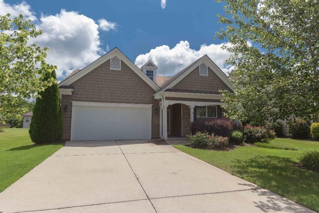 5170 Fieldgate Ridge Drive, Cumming, GA 30028 — most recent listing photo