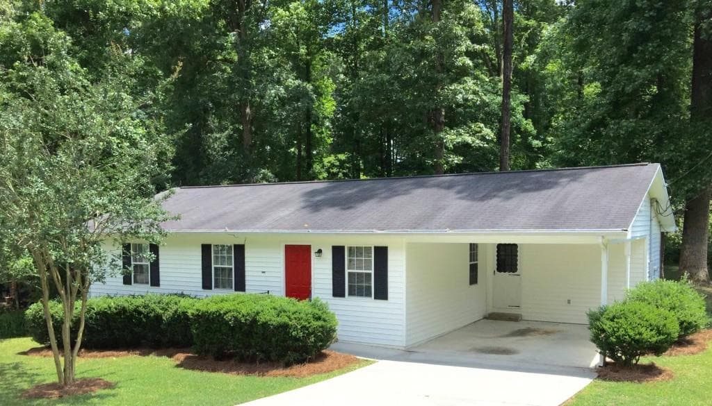 3 bedroom single family residence sold at 3754 RENEE Circle, Gainesville, GA 30507