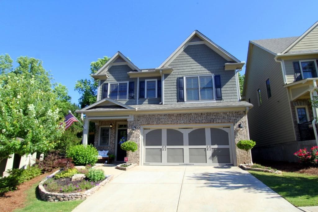 3 bedroom single family residence sold at 8465 Majors Mill Drive, Cumming, GA 30041