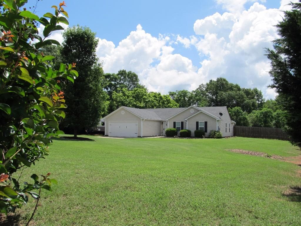 1045 Tia Drive, Bethlehem, GA 30620 — most recent listing photo