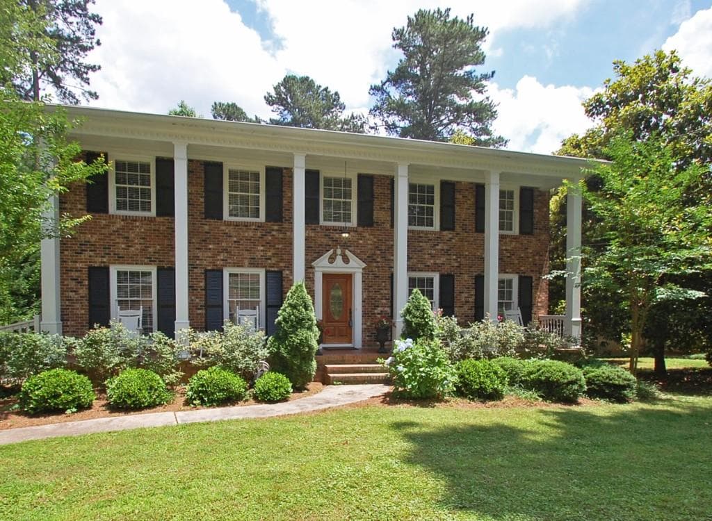 5 bedroom, 3,742 sq ft single family residence sold at 2005 Oak Grove Road, Atlanta, GA 30345