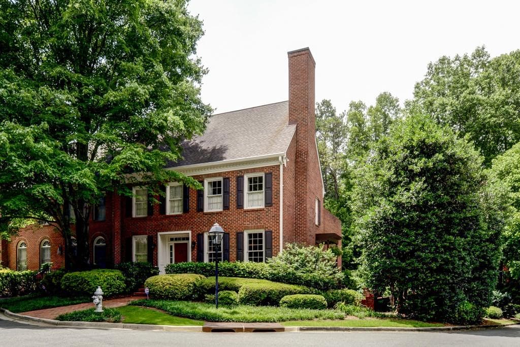 4454 Paces Battle, Atlanta, GA 30327 — most recent listing photo