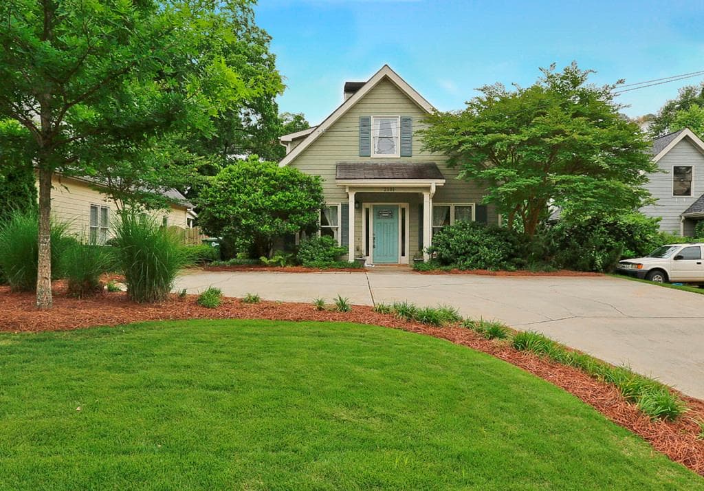 3 bedroom, 1,952 sq ft single family residence sold at 2101 College Avenue, Atlanta, GA 30317