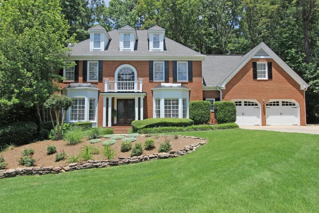 8495 Haven Wood Trail, Roswell, GA 30076 — most recent listing photo