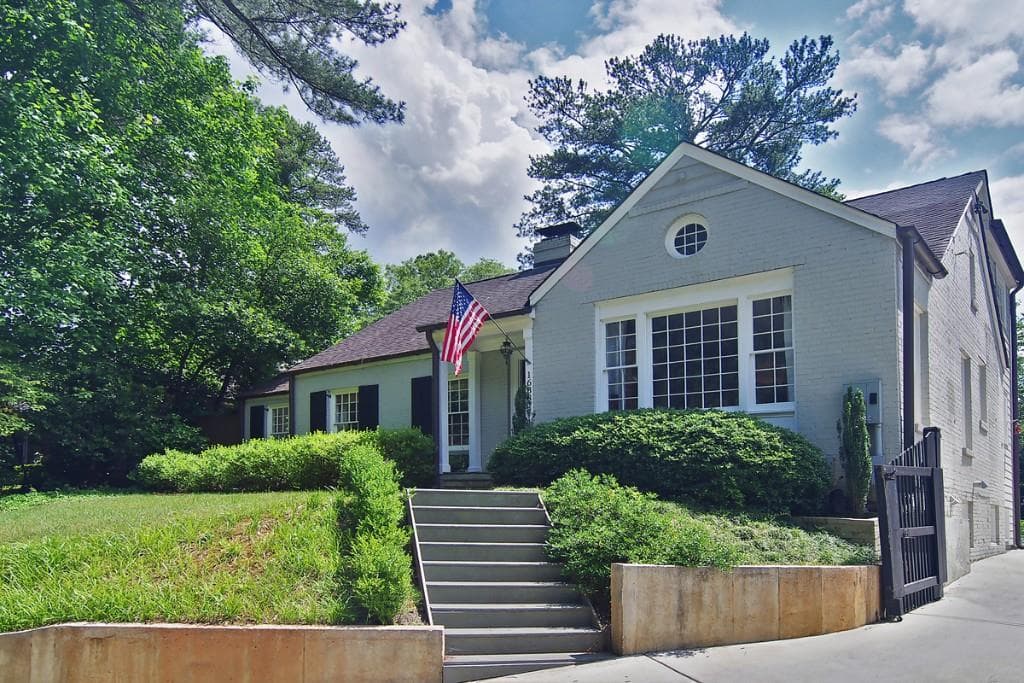 1638 Lenox Road, Atlanta, GA 30306 — most recent listing photo