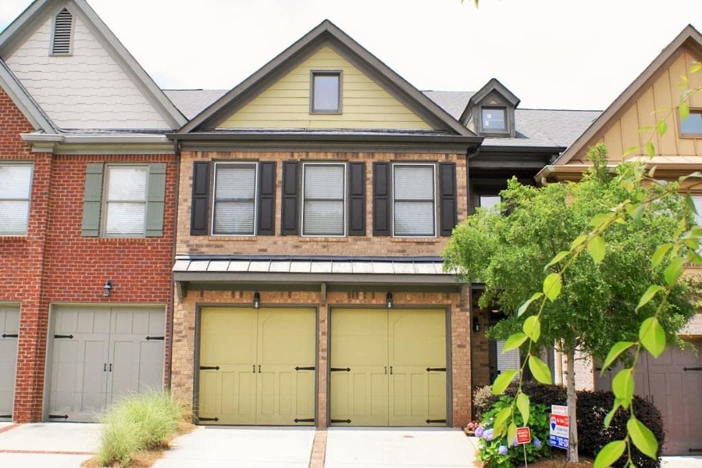 3 bedroom, 1,972 sq ft townhouse sold at 3225 Claudia Place 3225, Peachtree Corners, GA 30092