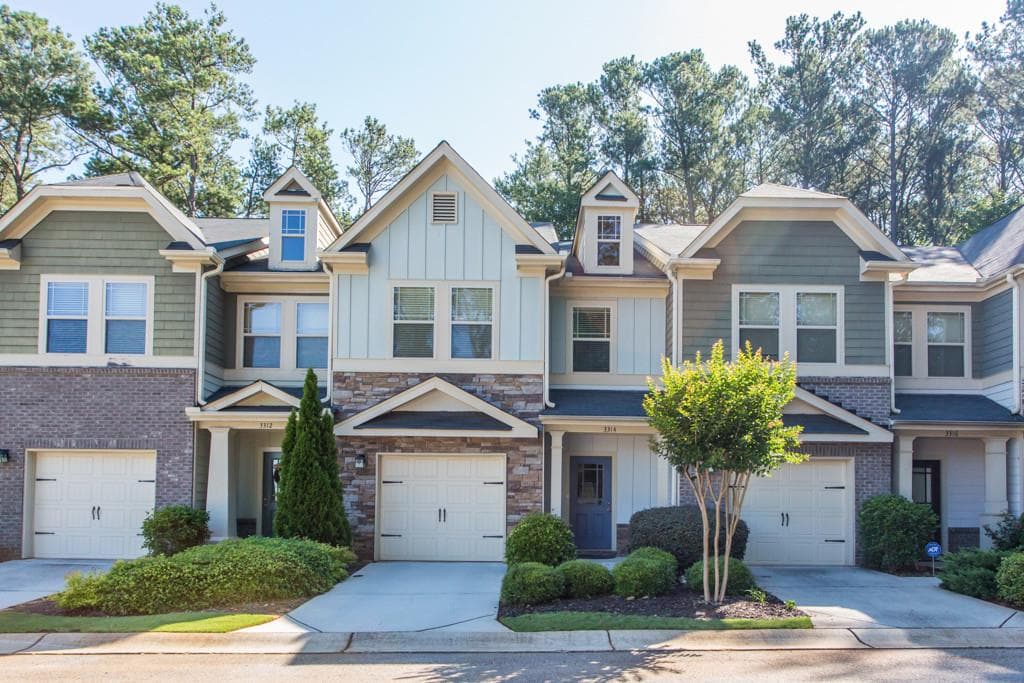3314 Erin Circle 3314, Decatur, GA 30032 — most recent listing photo