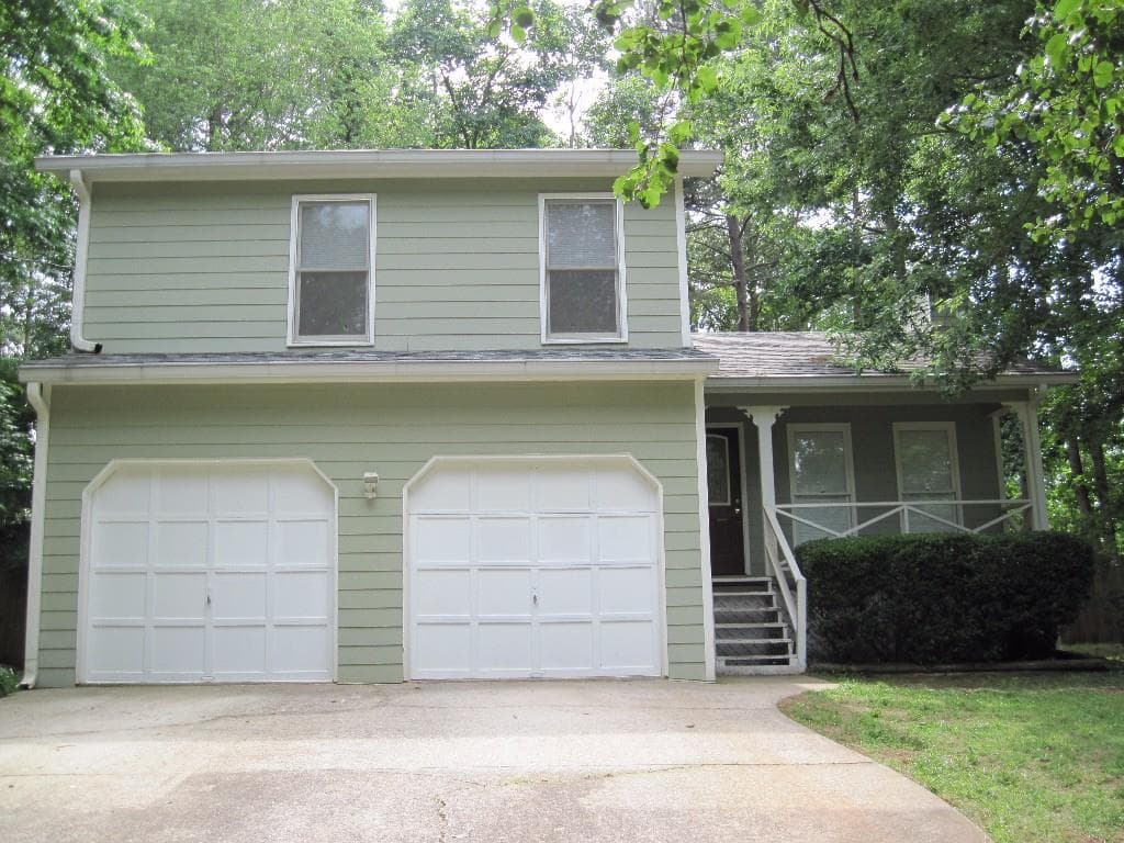 1637 Saddlecreek Court, Auburn, GA 30011 — most recent listing photo