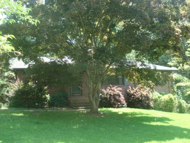 1674 Woodlawn Avenue, Gainesville, GA 30501 — most recent listing photo
