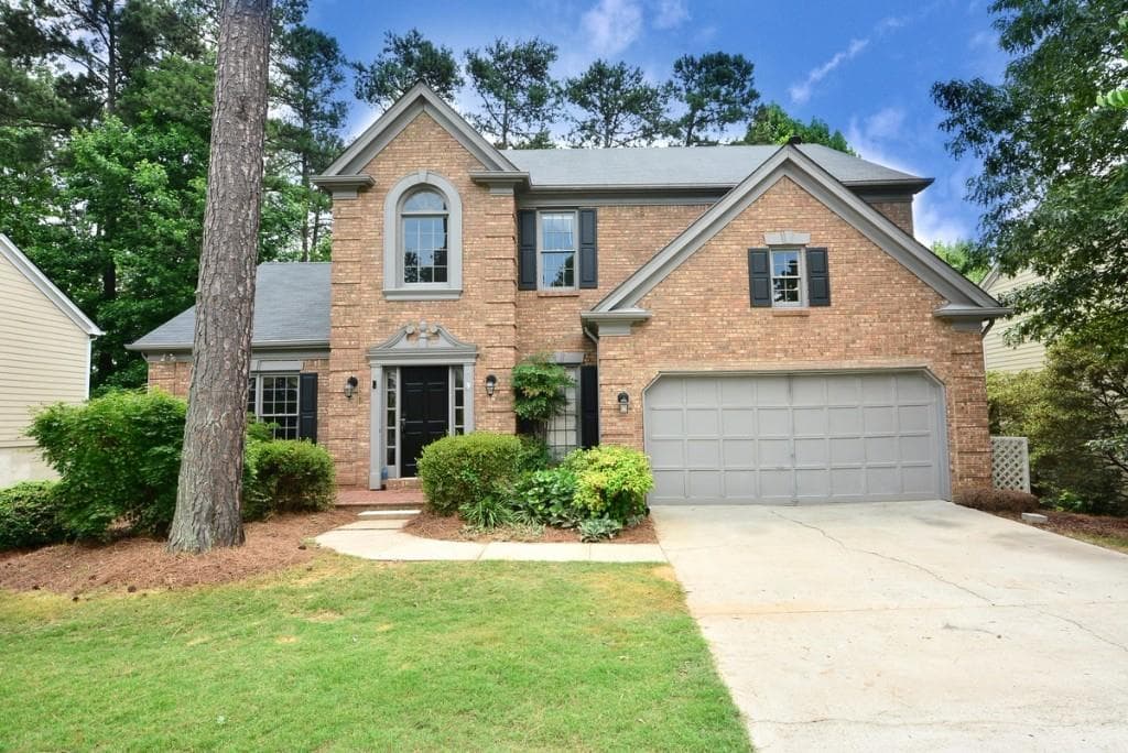 4 bedroom single family residence sold at 5005 Cinnabar Drive, Alpharetta, GA 30022