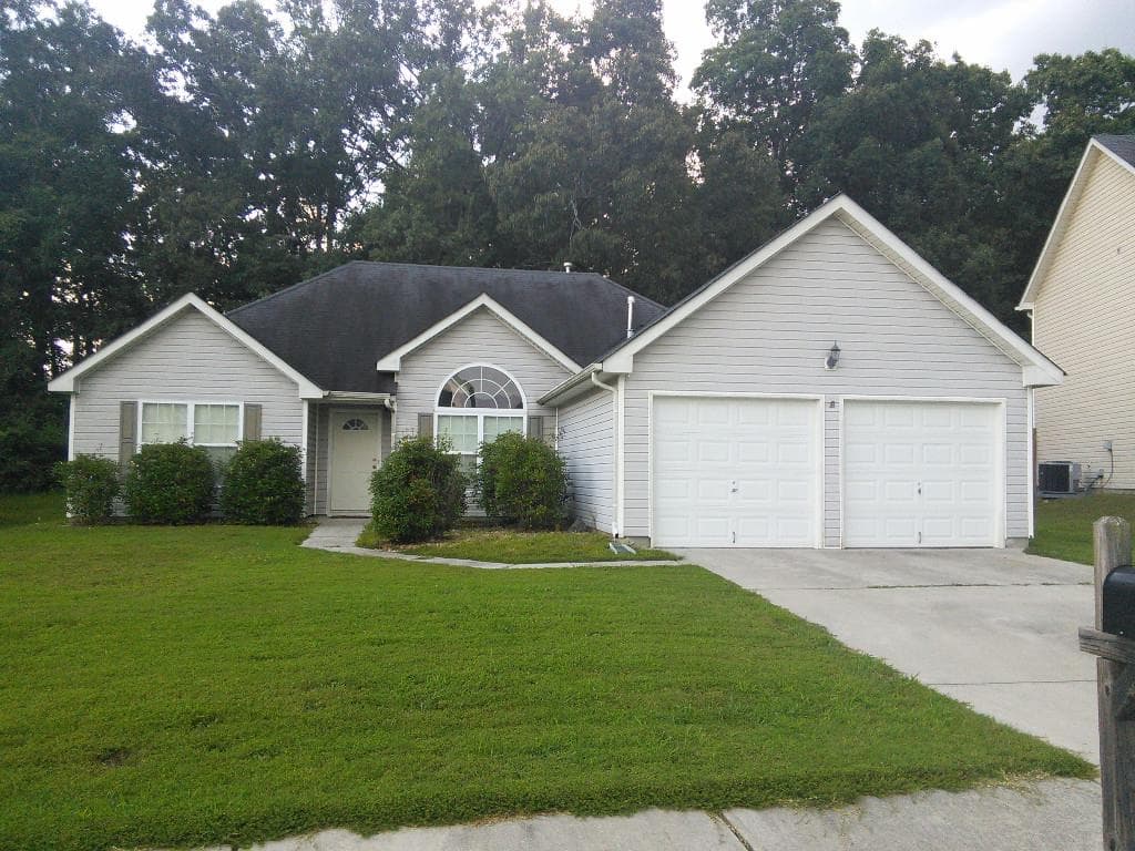 6014 Horseshoe Lane, Fairburn, GA 30213 — most recent listing photo