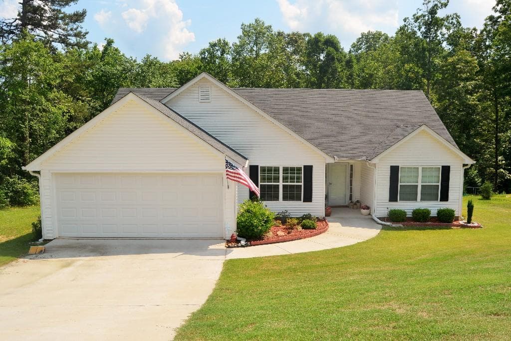 2828 Sawyer Mill Drive, Gainesville, GA 30507 — most recent listing photo
