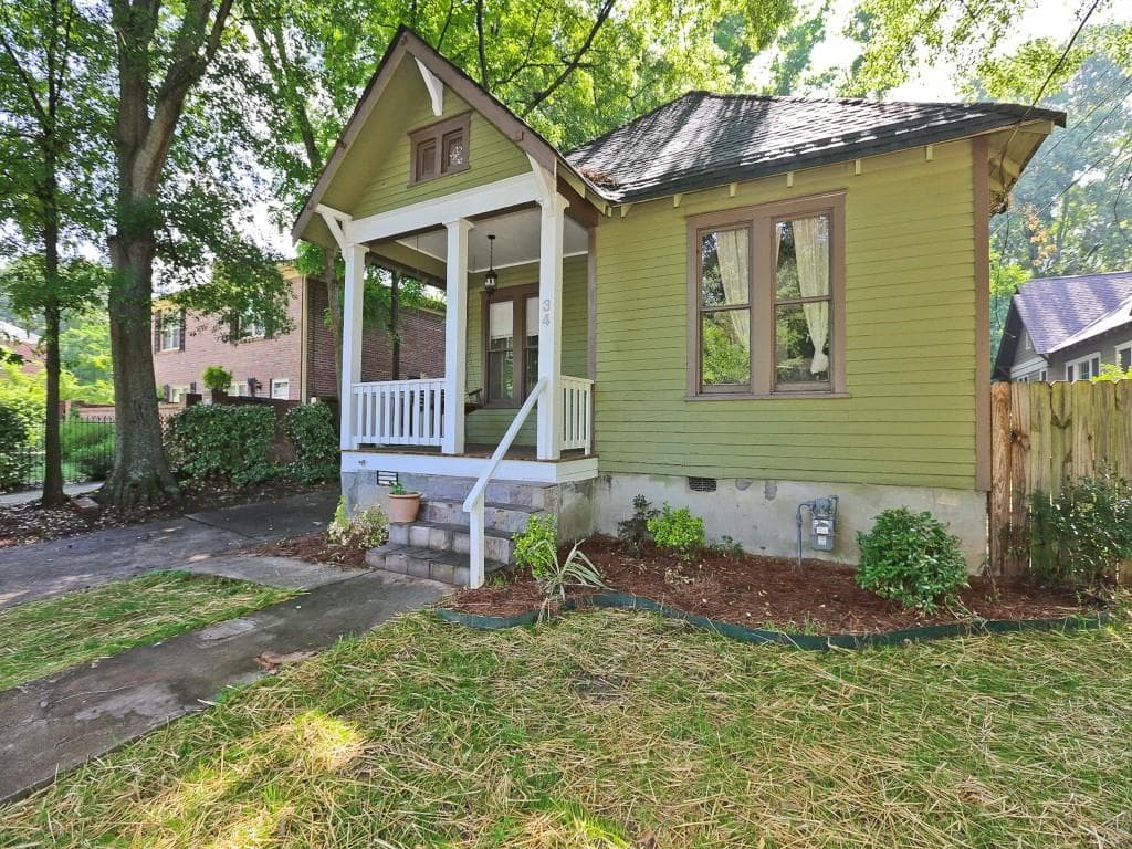 3 bedroom, 1,140 sq ft single family residence sold at 34 Clifton Street, Atlanta, GA 30317