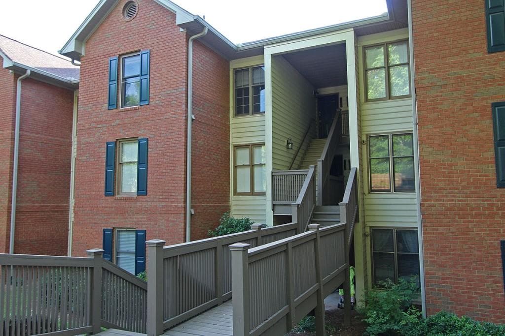 1106 GARDEN Court 1106, Atlanta, GA 30328 — most recent listing photo