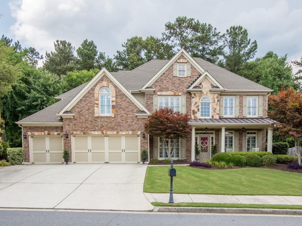 4532 Oak Brook Drive, Smyrna, GA 30082 — most recent listing photo