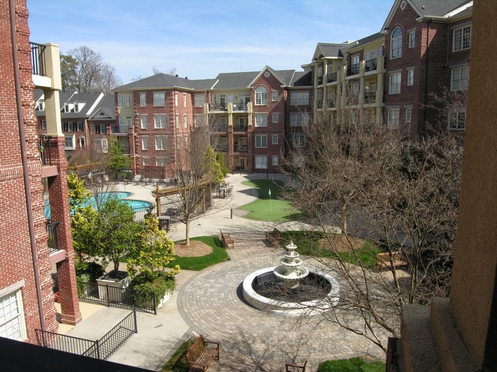 2 bedroom, 1,550 sq ft condominium sold at 1735 Peachtree Street 307, Atlanta, GA 30309