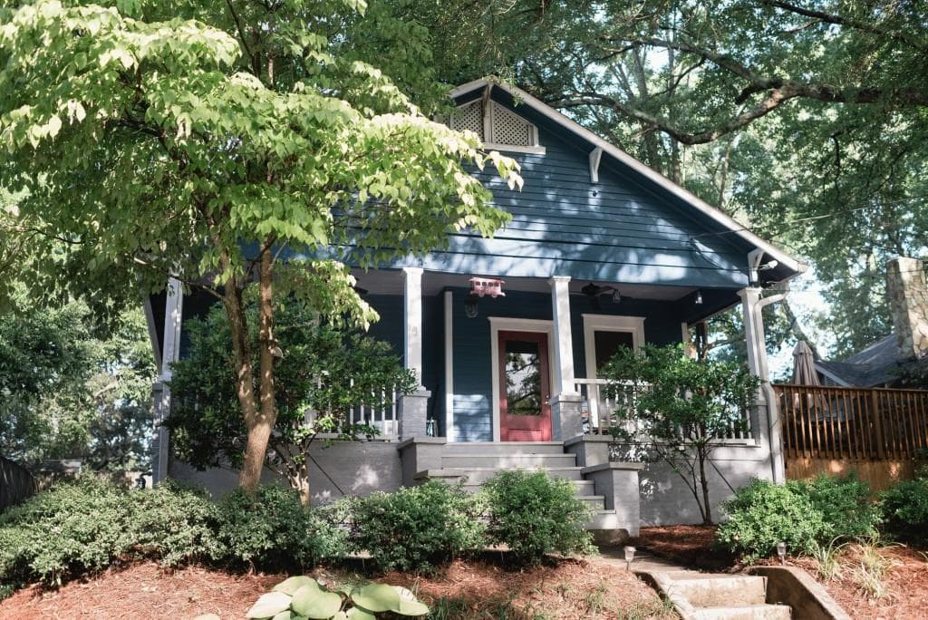 3 bedroom, 1,337 sq ft single family residence sold at 869 Gilbert Street, Atlanta, GA 30316