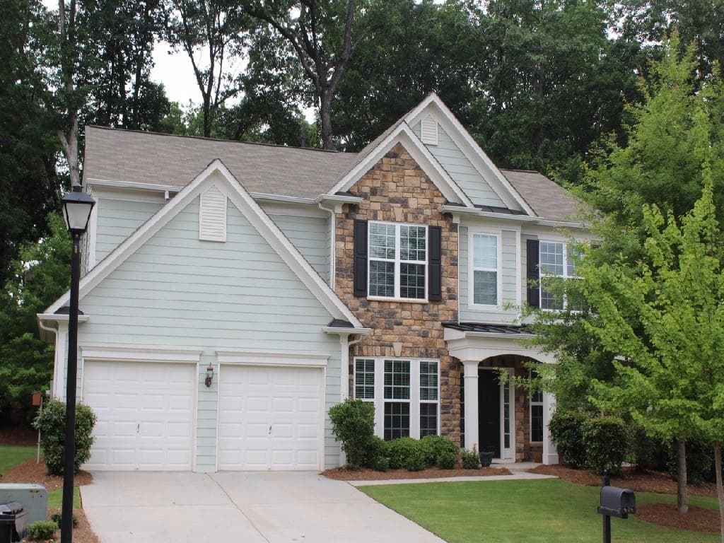 4 bedroom single family residence sold at 404 Oakley Circle, Canton, GA 30115
