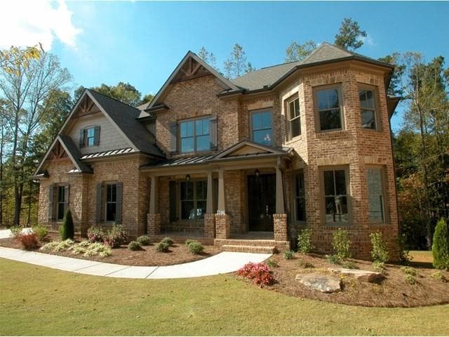5 bedroom single family residence sold at 4904 Oak Manor Court, Peachtree Corners, GA 30096