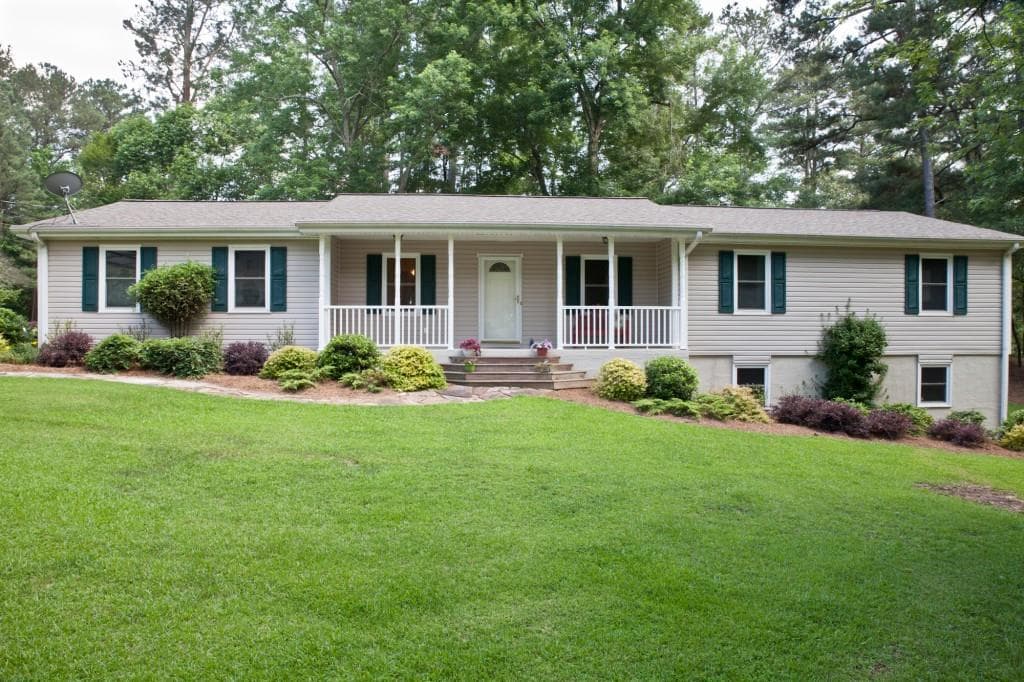 3 bedroom single family residence sold at 1786 Hood Road, Dacula, GA 30019
