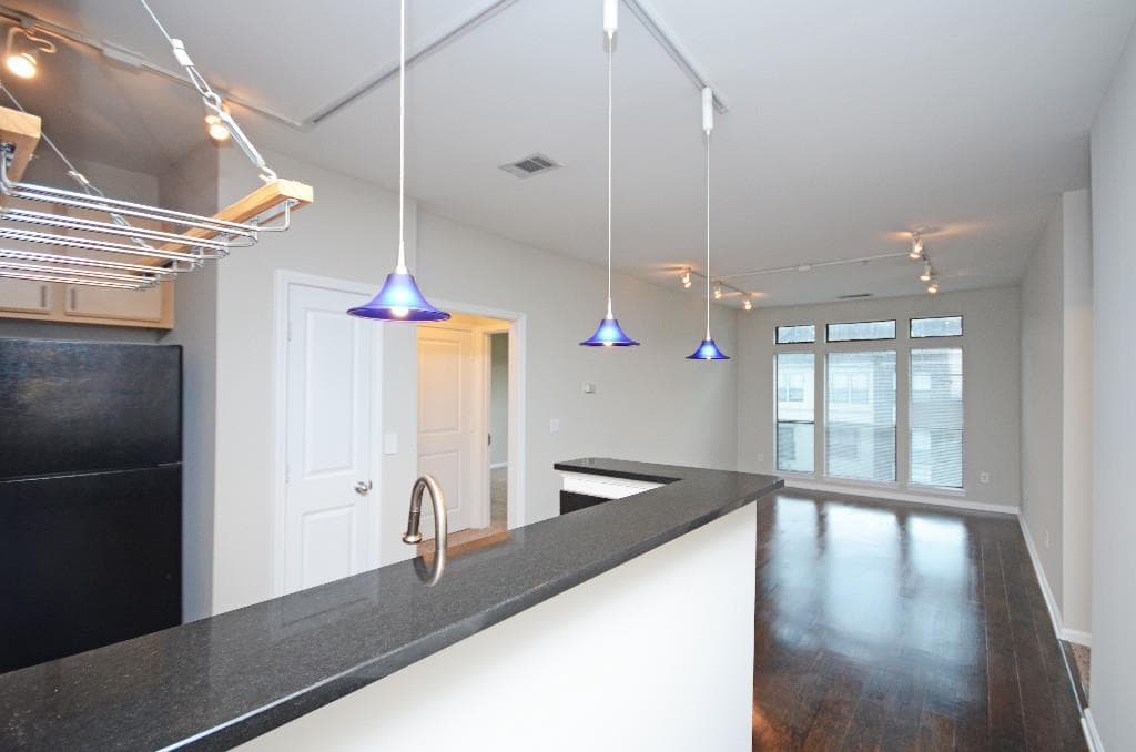 2 bedroom, 1,077 sq ft condominium sold at 821 Ralph Mcgill Boulevard 3310, Atlanta, GA 30306