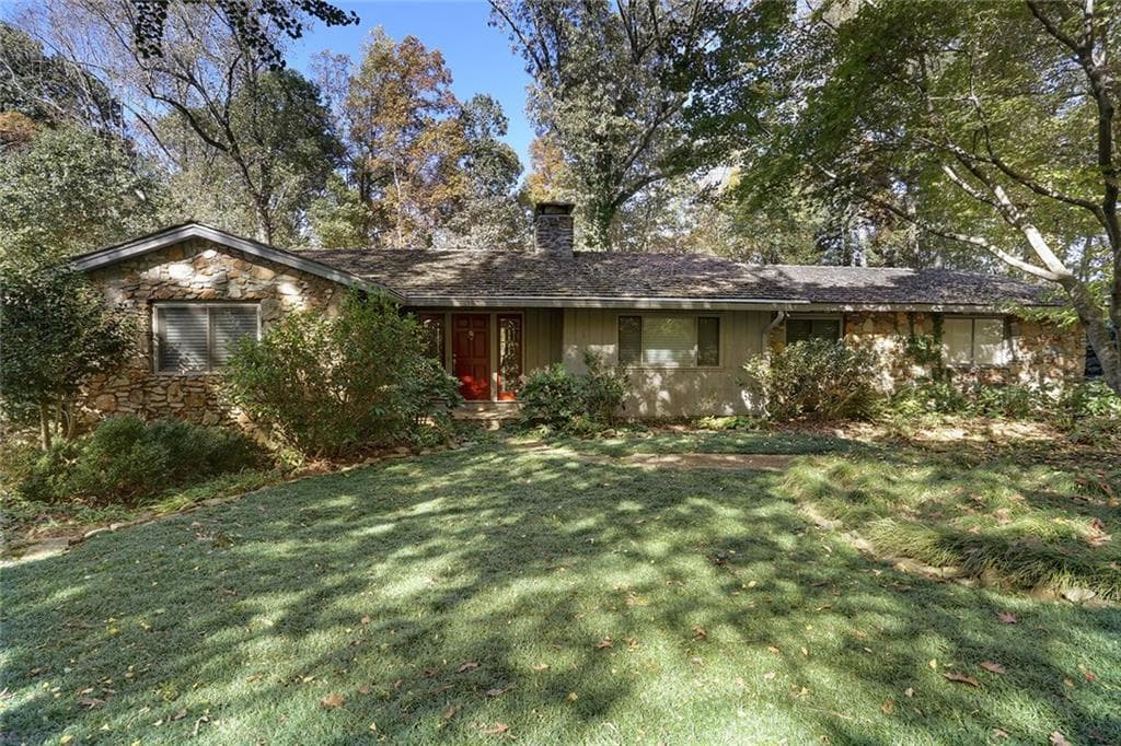860 Edgewater Drive, Sandy Springs, GA 30328 — most recent listing photo
