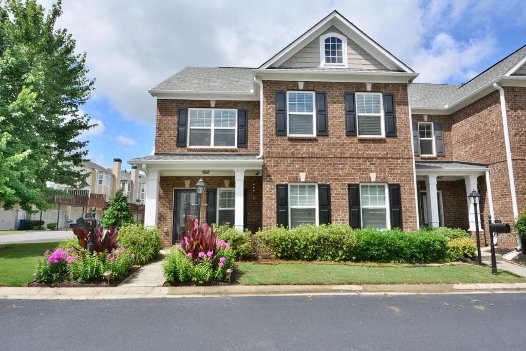 1138 Lake Point Way, Suwanee, GA 30024 — most recent listing photo