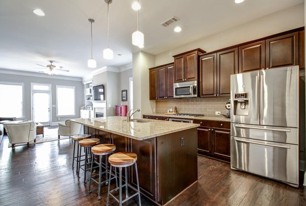 3 bedroom, 2,256 sq ft townhouse sold at 2836 Broughton Lane 2836, Atlanta, GA 30339
