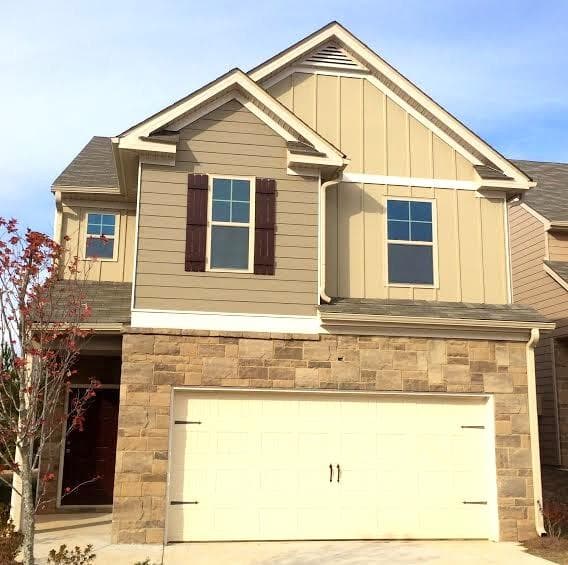 3 bedroom, 1,950 sq ft single family residence sold at 2323 Polaris Way, Atlanta, GA 30331