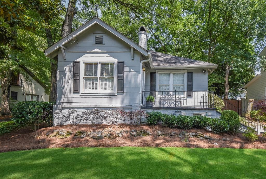 2 bedroom, 1,314 sq ft single family residence sold at 2034 Fairhaven Circle, Atlanta, GA 30305