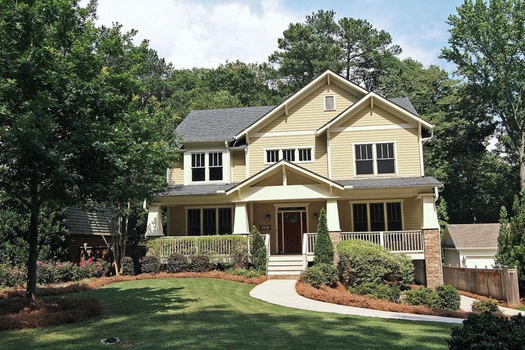 6 bedroom single family residence sold at 2487 Fernleaf Court, Atlanta, GA 30318