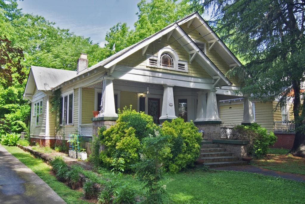 4 bedroom, 3,051 sq ft single family residence sold at 344 Elmira Place, Atlanta, GA 30307