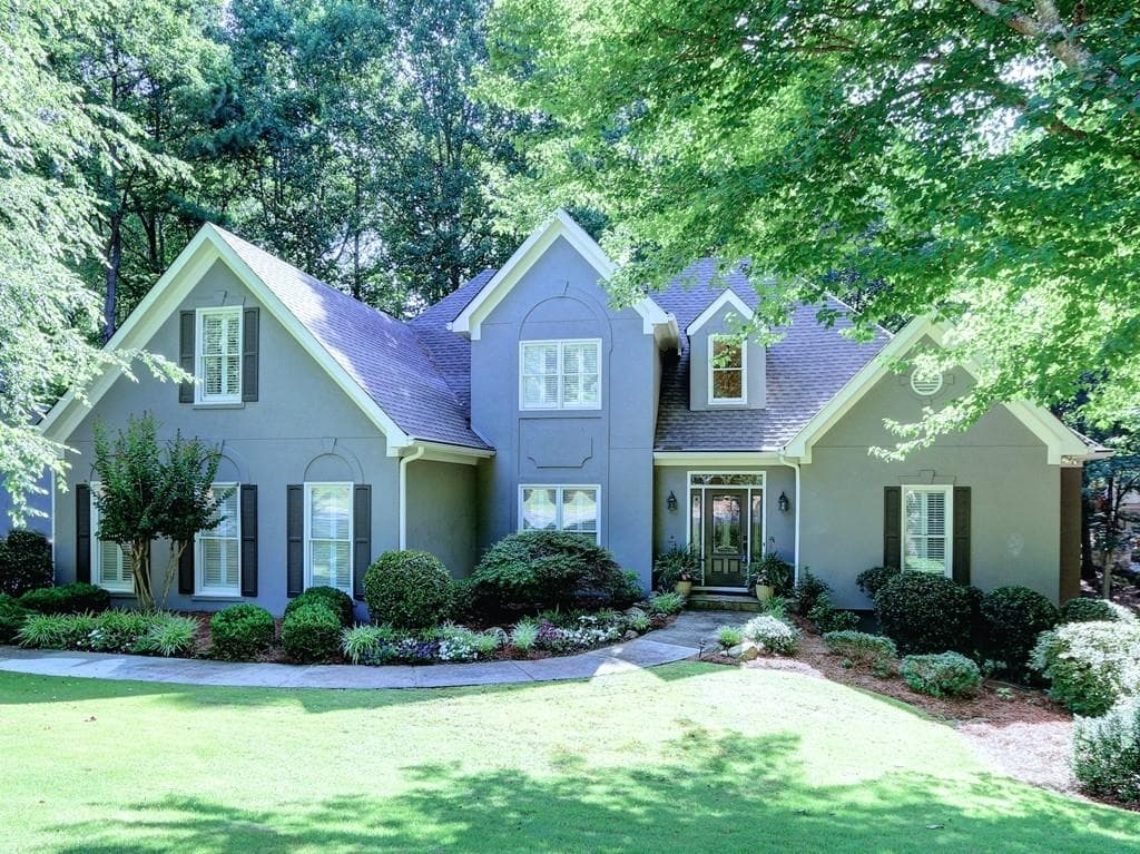 4 bedroom single family residence sold at 3040 Eagle Watch Drive, Woodstock, GA 30189