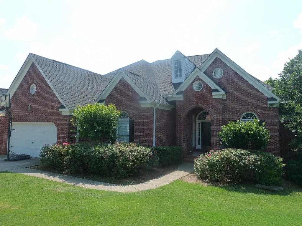 6530 Sterling Drive, Suwanee, GA 30024 — most recent listing photo