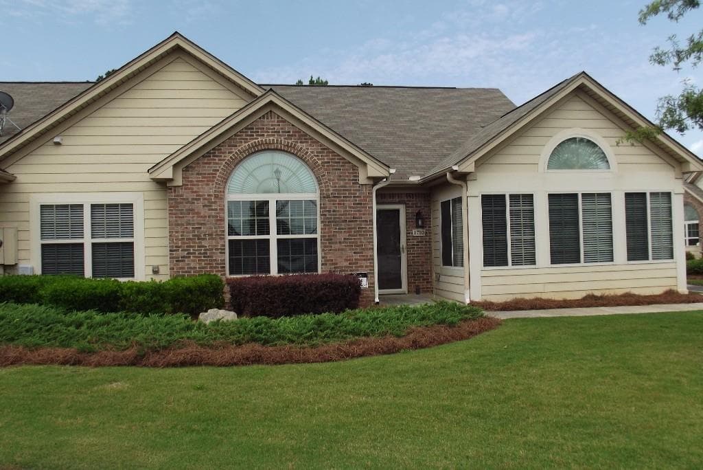 1700 Silver Summit Drive, Conyers, GA 30094 — most recent listing photo
