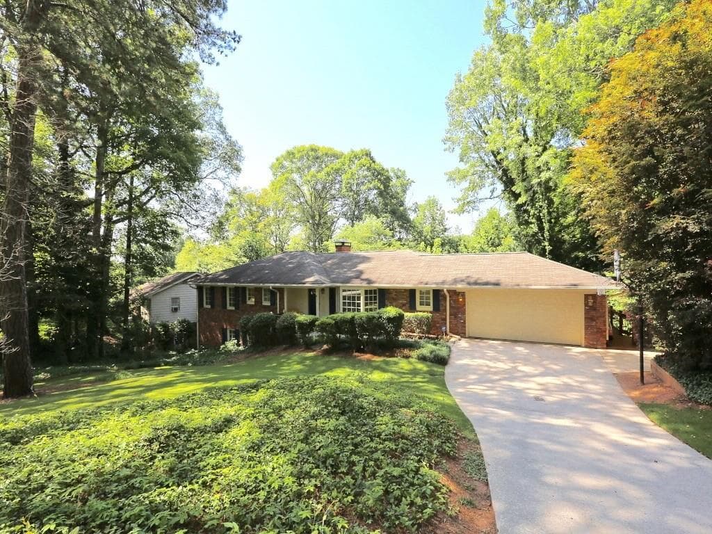 5 bedroom, 3,700 sq ft single family residence sold at 411 Montevallo Drive, Atlanta, GA 30342