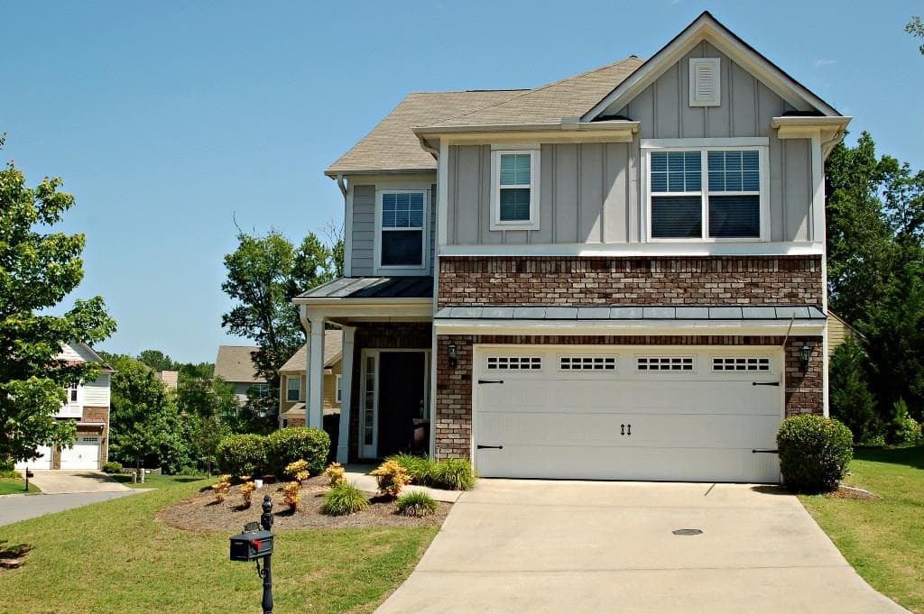 6125 Falls Landing Drive, Cumming, GA 30040 — most recent listing photo