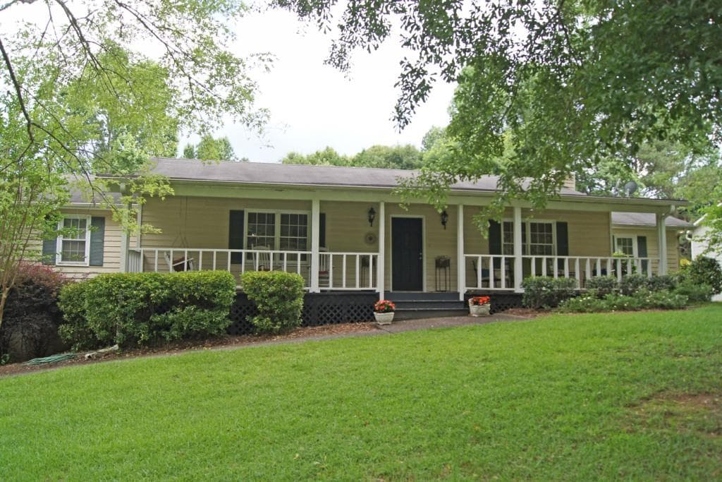 3030 Meadow Court, Marietta, GA 30064 — most recent listing photo