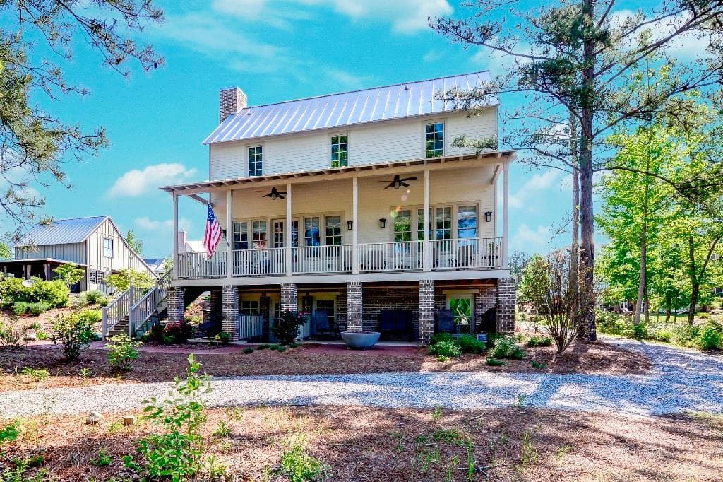 1020 Loliver Lane, Chattahoochee Hills, GA 30268 — most recent listing photo