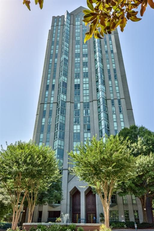 1 bedroom condominium sold at 2870 Pharr Court South 1504, Atlanta, GA 30305