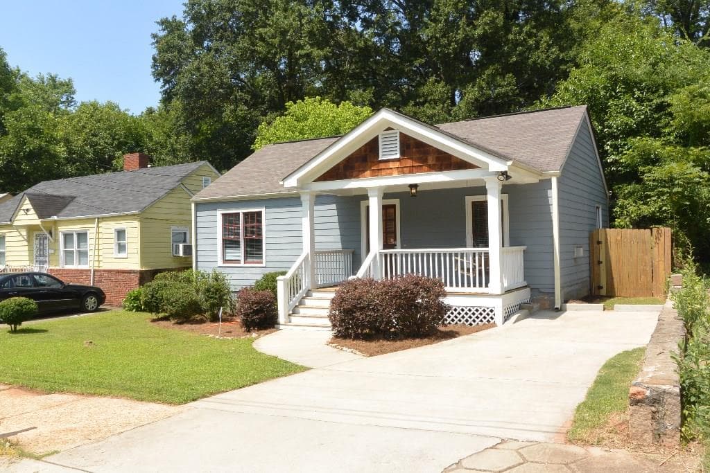 3 bedroom, 1,500 sq ft single family residence sold at 218 Locust Street, Atlanta, GA 30317