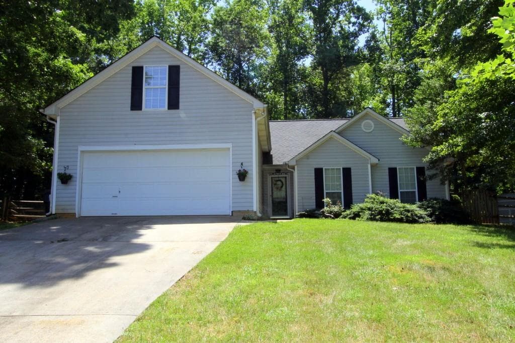 6370 Philips Creek Drive, Cumming, GA 30041 — most recent listing photo